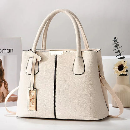 Bolsa de designer elegante e luxo de couro.