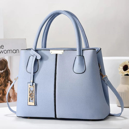 Bolsa de designer elegante e luxo de couro.